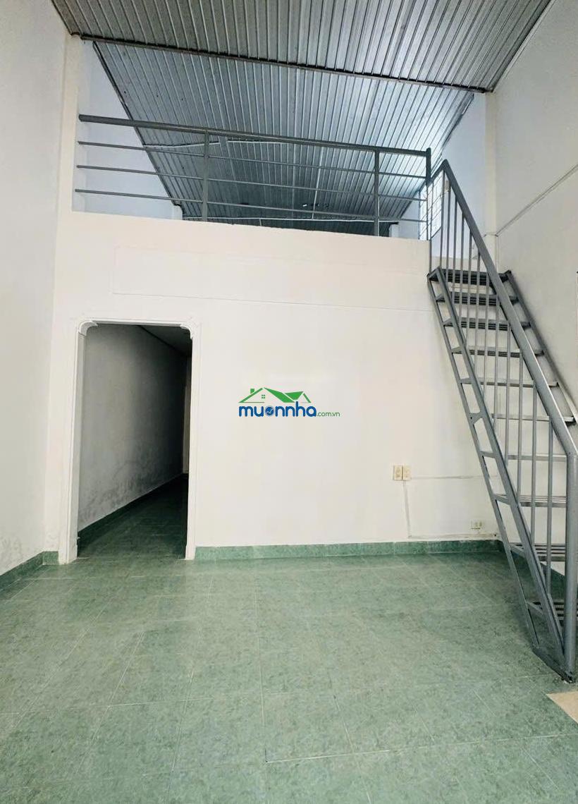 Nhà cho ac tài chính dưới 4 tỷ muốn ở gần quận 2 - ngang 6m - 4