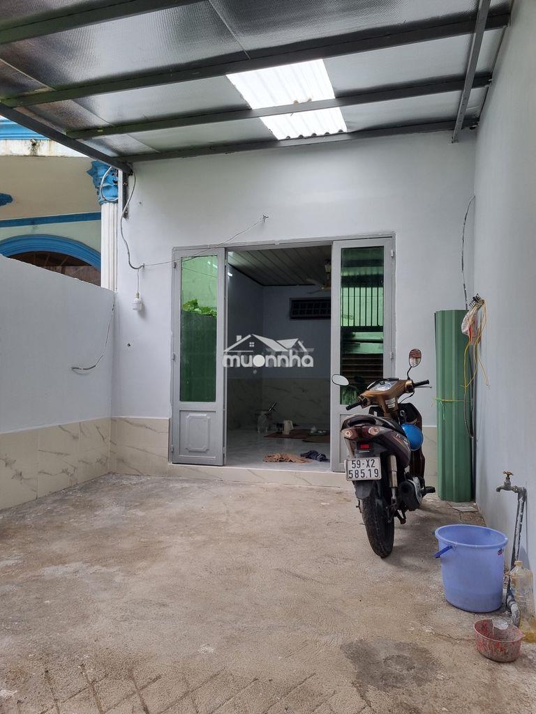 Nhà phía sau lưng gigamall phạm văn đồng đường 20, cách 30met
