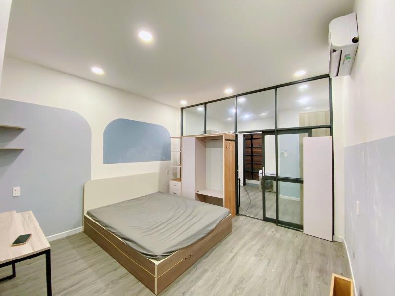 Cho thuê căn hộ 1 phòng ngủ  nguyễn gia trí – ban công, tách bếp, siêu rộng, gần hutech quận bình thạnh