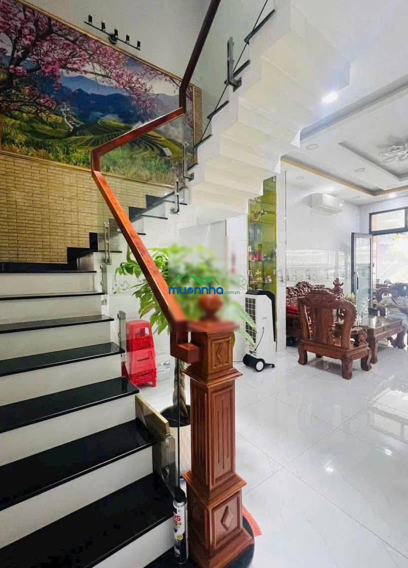 Nhà 3 tầng 48m2 tô ngọc vân cạnh giáo xứ tam hà, bệnh viện tp thủ đức, hxh tới cửa chỉ 4.25 tỷ tl