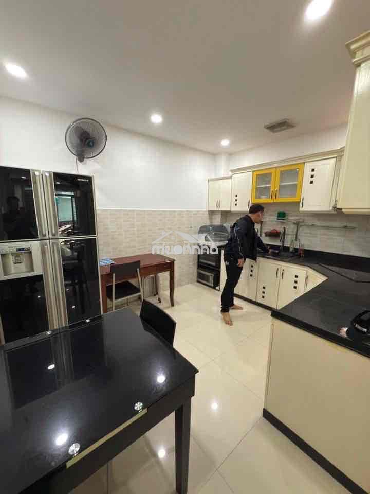 🏡 Hxh 1/ ni sư huỳnh liên  - nhà full nội thất - dt gần 50m2 - giá hơn - 4
