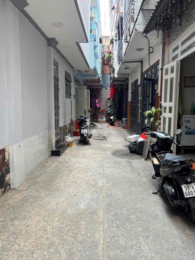 🔥Nhà đẹp ở ngay -hẻm xe hơi- 2 tầng - sát mt quang trung gv - 3,6tỷ - 3