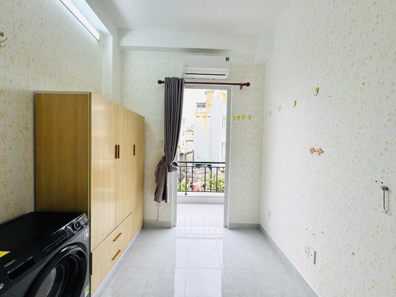 Phòng trọ có ban công_máy giặt riêng_full nội thất gần các trường hiu uef uth ftu vlu  - 2