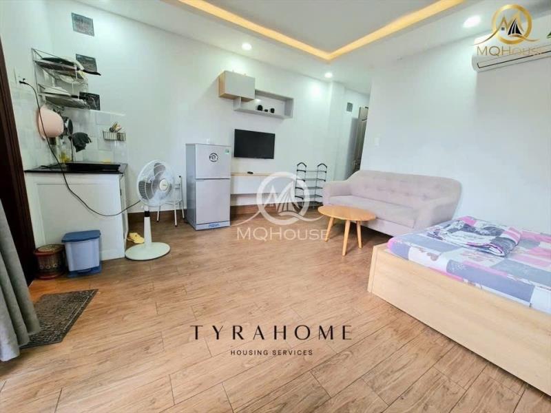 Studio ban công đi bộ tới đại học hồng bàng, uef, hutech, bờ kè hoàng sa quận 1 - 3