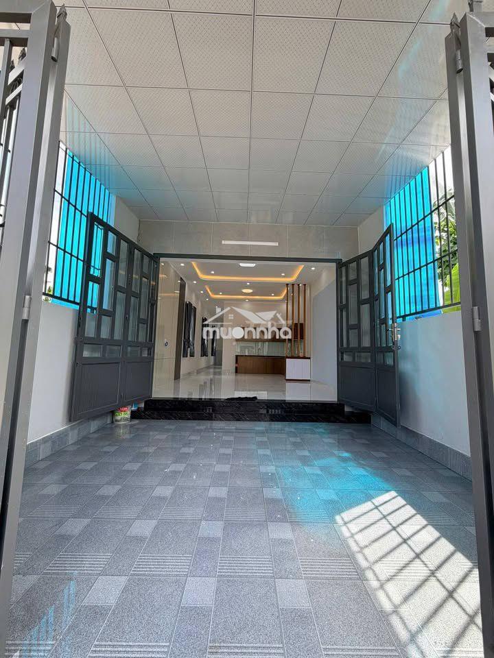 Bán gấp căn nhà cấp 4 ở đ. số 9-tân thông hội * dt:130m2 shr giá 910tr - 2