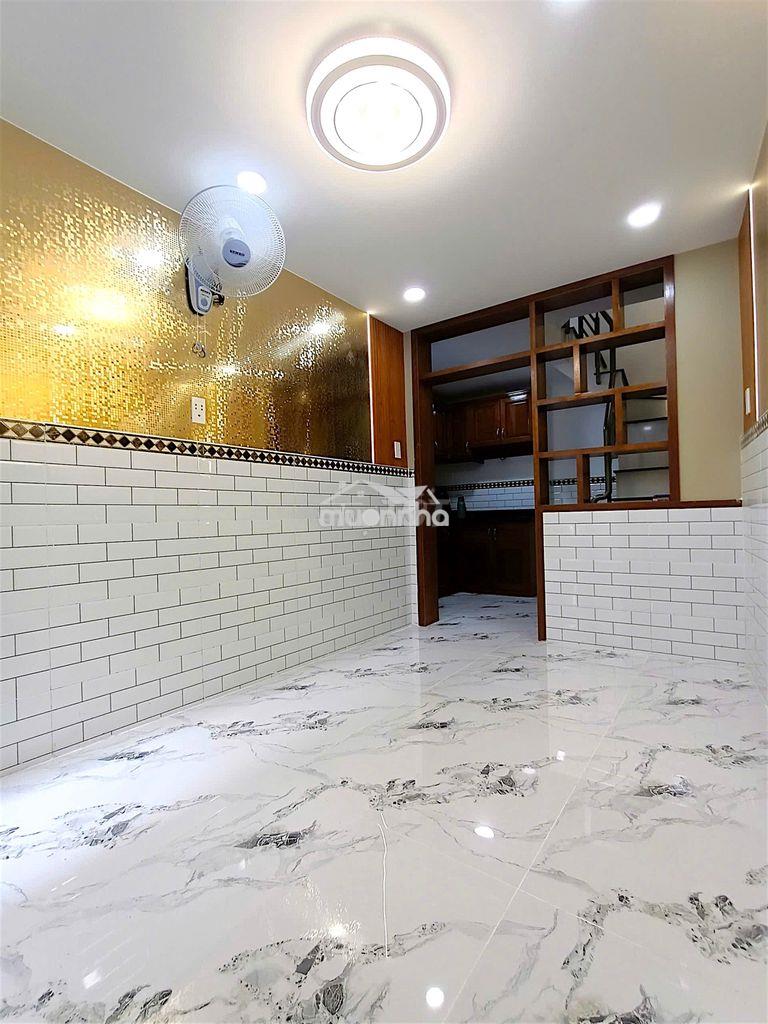 Đoàn văn bơ- quận 4 - nhà đẹp 4 tầng btct - 4pn - nở hậu l - chỉ 3tỷ05