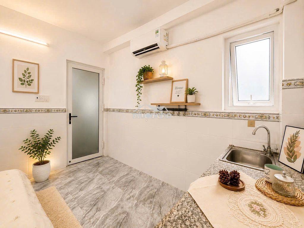 Full nội thất - thang máy - trường chinh - phòng đẹp giá chỉ 3tr9 - 4