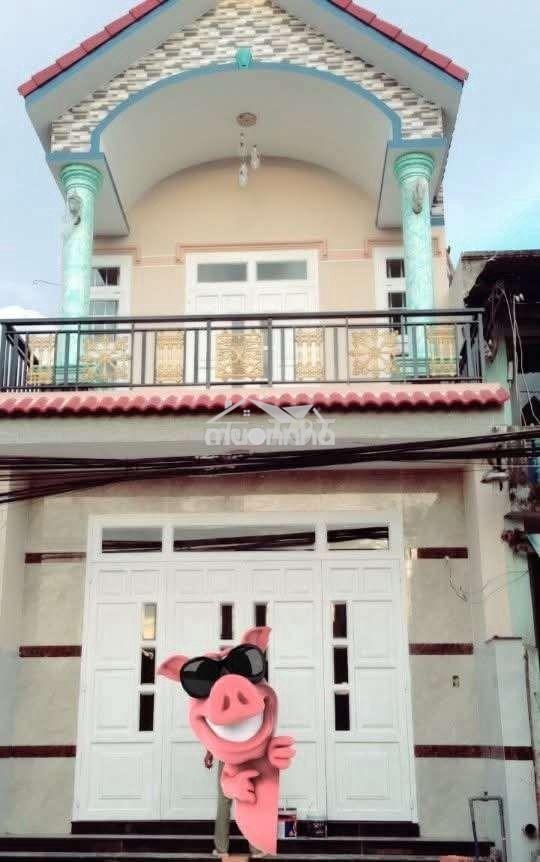 Cho thuê nhà cạnh sân vận động đông hòa 