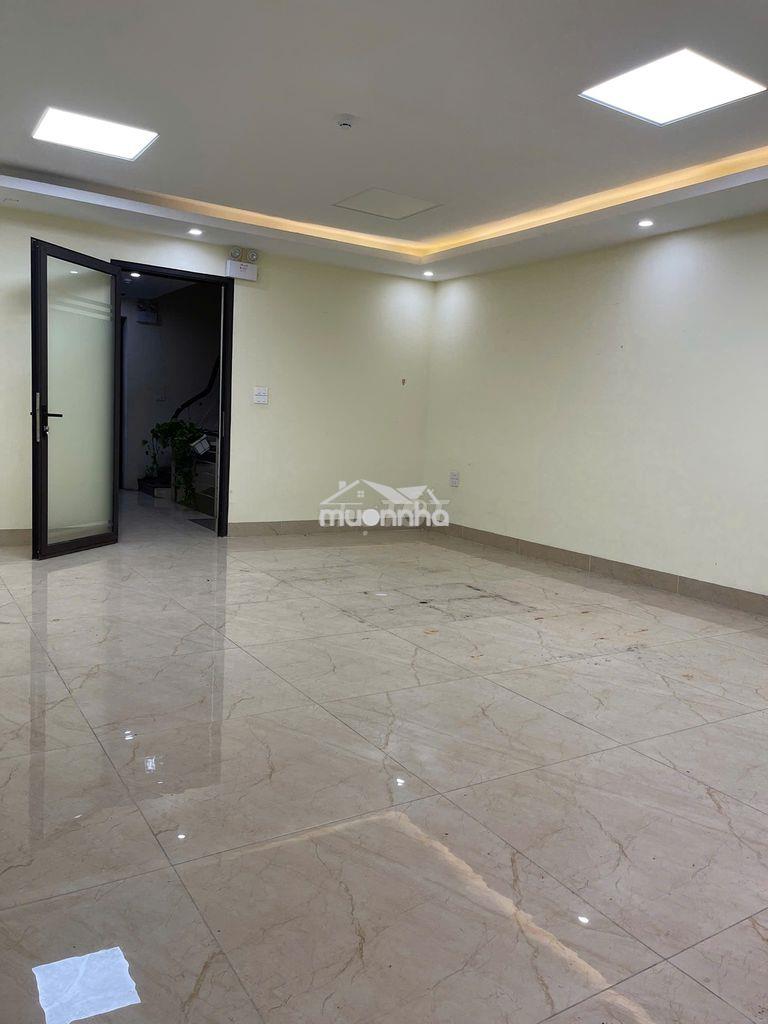 Cho thuê văn phòng 40m2 mặt phố quan hoa - 4