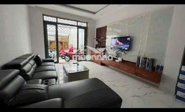 🏡 Cho thuê nnc mới lung linh full nội thất đường liên tỉnh 5 p5 q8
- 3