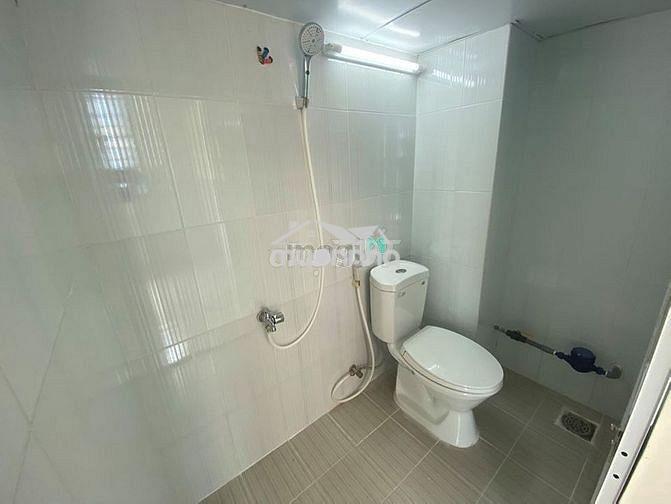 Phòng trọ có gác + máy lạnh mới xây ở gần aeon mall tân phú - Ảnh 3