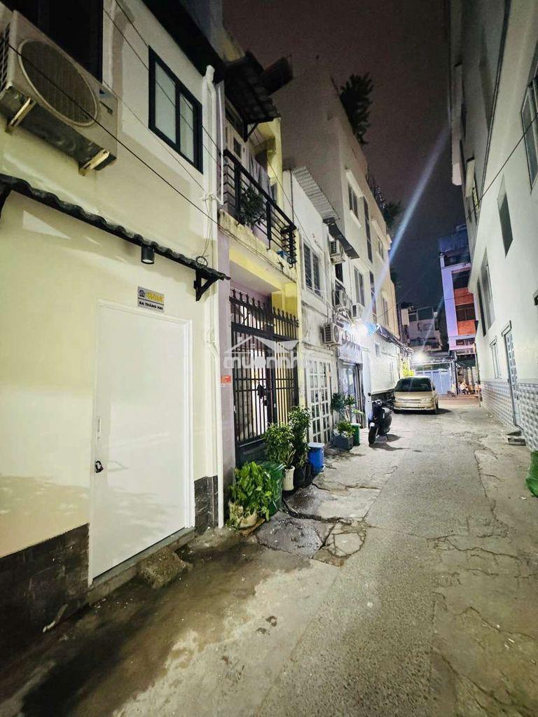 Bán nhà đẹp hẻm xe hơi đầy đủ nội thất đường ba tháng hai phườg 14 q10