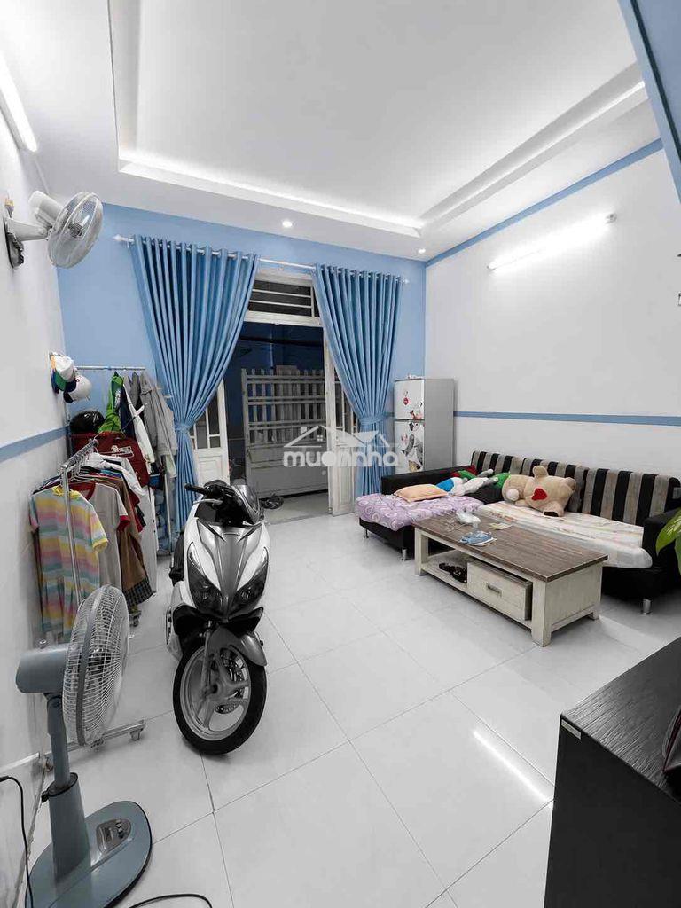 Nhà 2 tầng hẻm xe hơi sát đường đình phong phú - 4