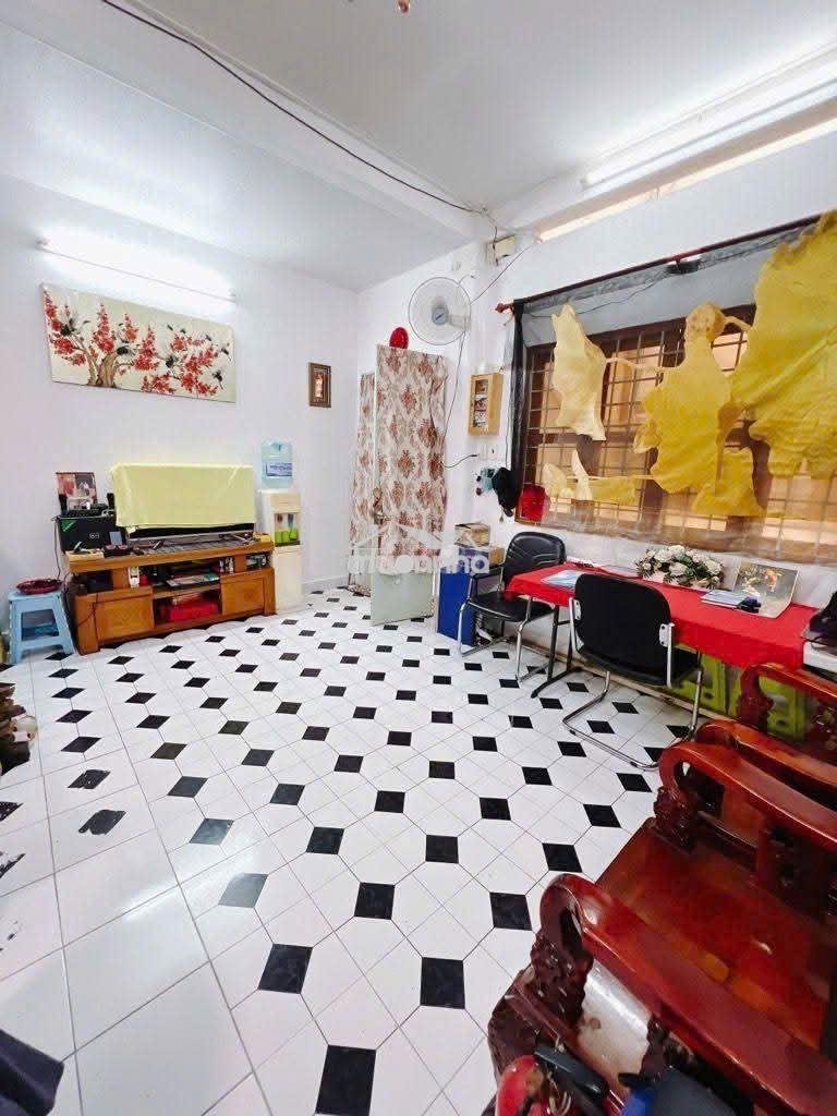 Chung cư 590 cmt8, q3: 85m2, 2p ngủ, full nt, 11,5tr/tháng - 2
