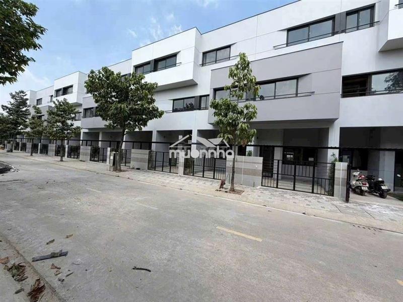 Bán gấp nhà 2lầu mới tinh tại kdc đáng sống nhất nhì thuận giao