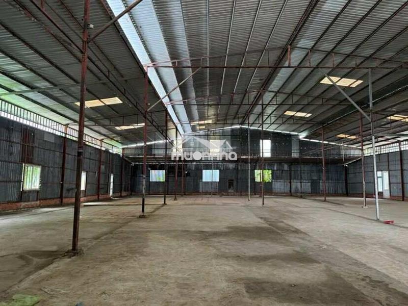 Cho thuê kho 850 m2 có điện 3 pha đường phạm hùng 20 triệu