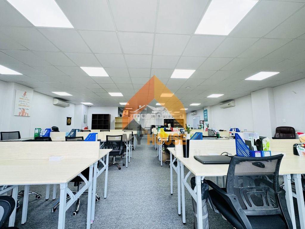Ơ! động đất à, không phải đấy là toà nhà 1000m2 q.2 siêu vip đấy ạ ^^ - 4