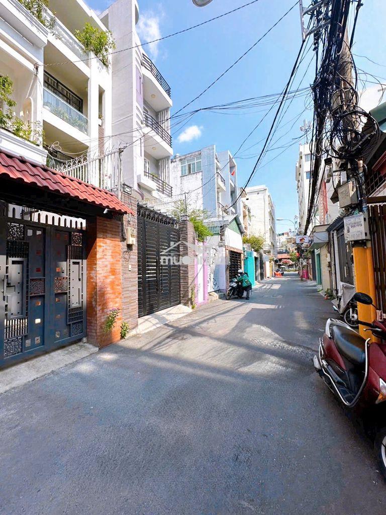Bán nhà gần phố đi bộ nguyễn huệ quận 1