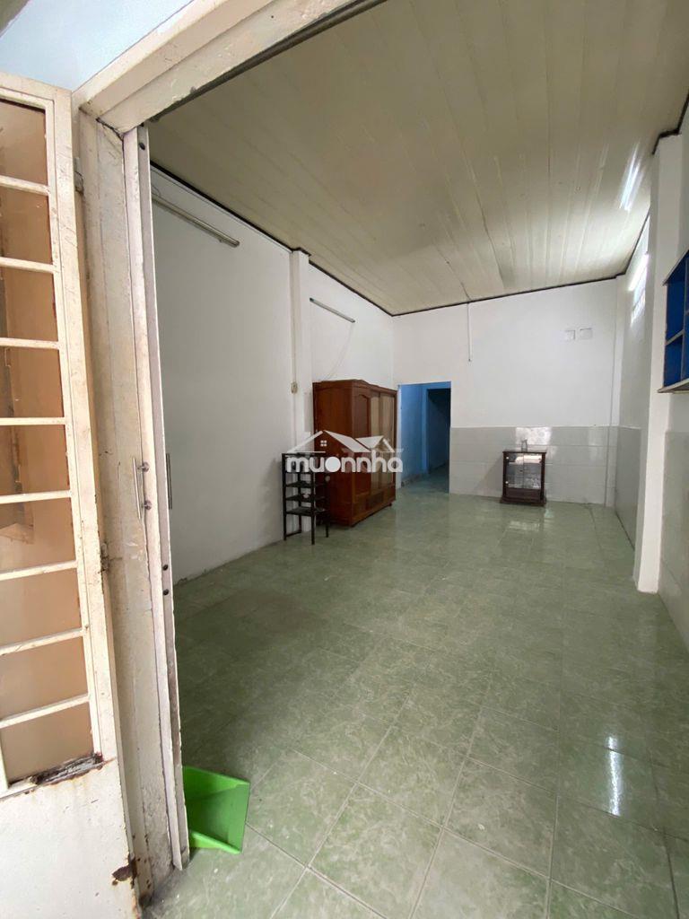 Cho thuê nhà hẻm 80 dương quảng hàm, dt: 4x17,5m. gần nhà thờ bến hải - 4