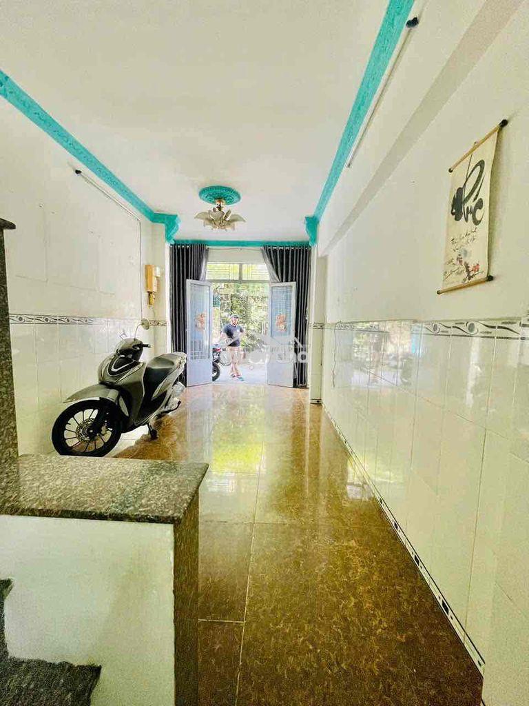 Cho thuê nhà hẻm xe hơi 4*10m 2lầu 2pn.3wc nguyễn văn công 10tr - 2