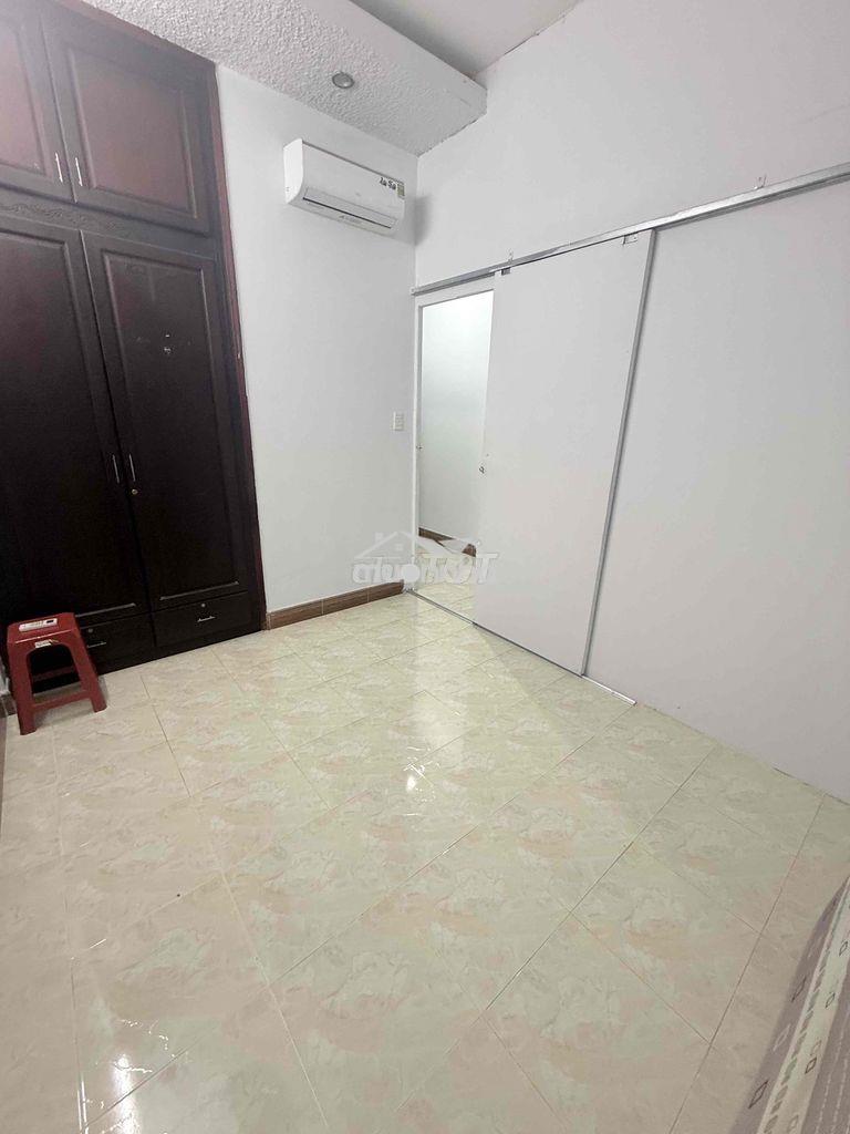 Phòng máy lạnh 40m2. 2pn. 1wc đường tạ quang bửu. p4. q8 - 4