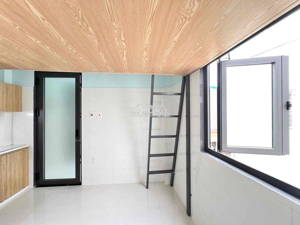 Phòng gác gần đại học văn lang có cửa sổ trời giá sinh viên - 2