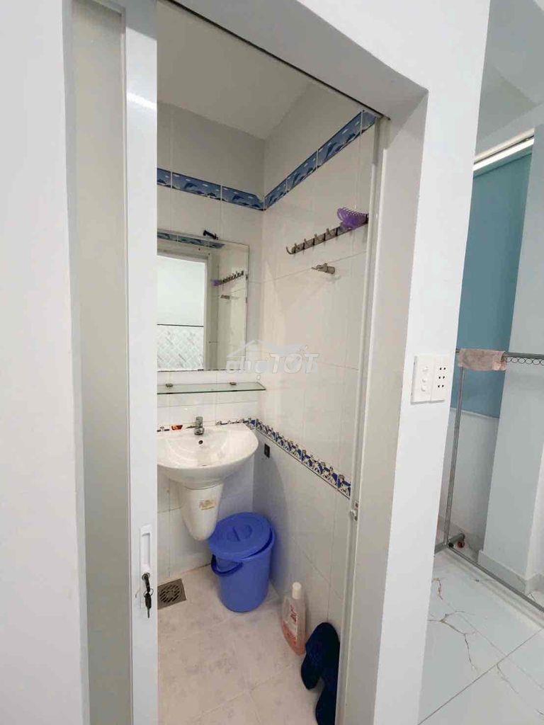 Nhà 4 tầng 3 pn - 4wc ngay chợ tân định - 2