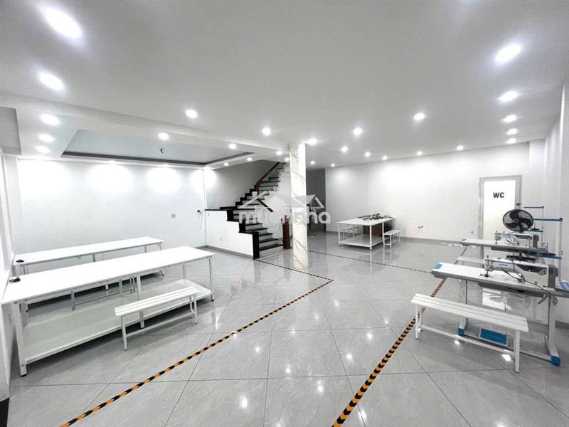 Mbkd 1 trệt 2 lầu 40om2 song hành giá tốt