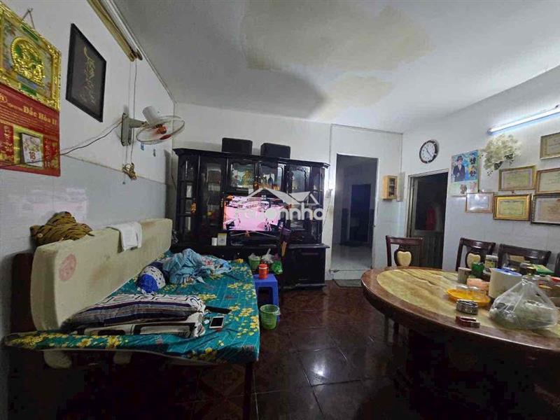 Nhà cũ tiện xây mới
