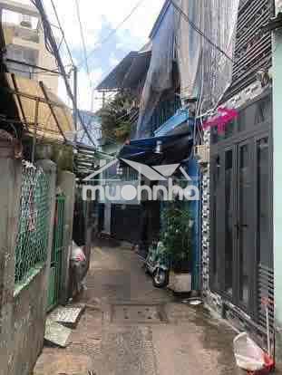 Nhà quận 4 có dòng tiền thuê sẵn - giá 2 tỷ