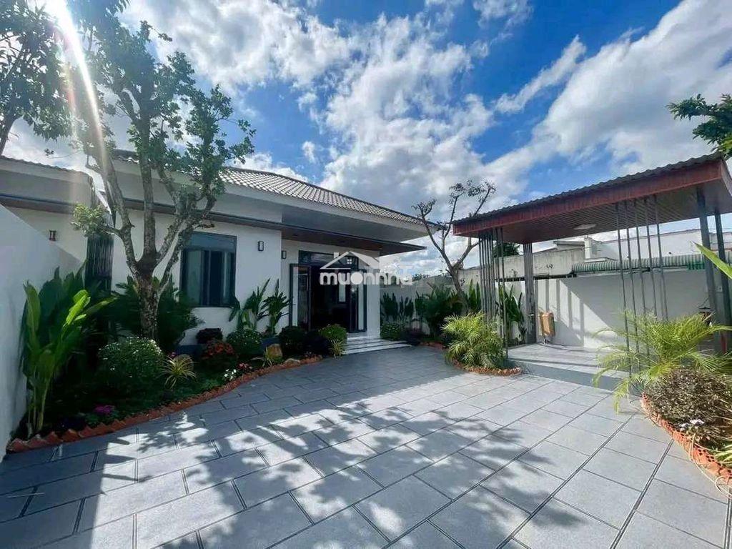 Chủ kẹt tiền muốn bán nhanh căn nhà và mảnh vườn hơn 500m2 - 2