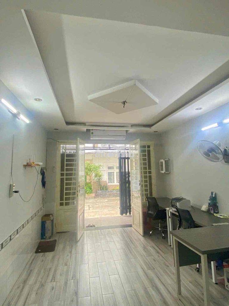 Nhà thuê 1368 lê văn lương, phước kiển,nhà bè. giá : 8 triệu/ tháng - 2