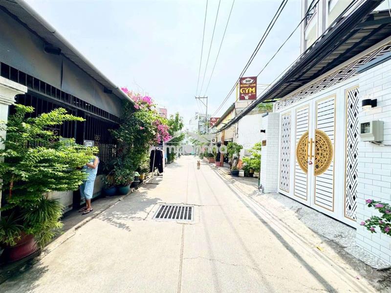 Mặt tiền hẻm xe hơi kinh doanh 3.6x13m 2 lầu 2 tỷ 450