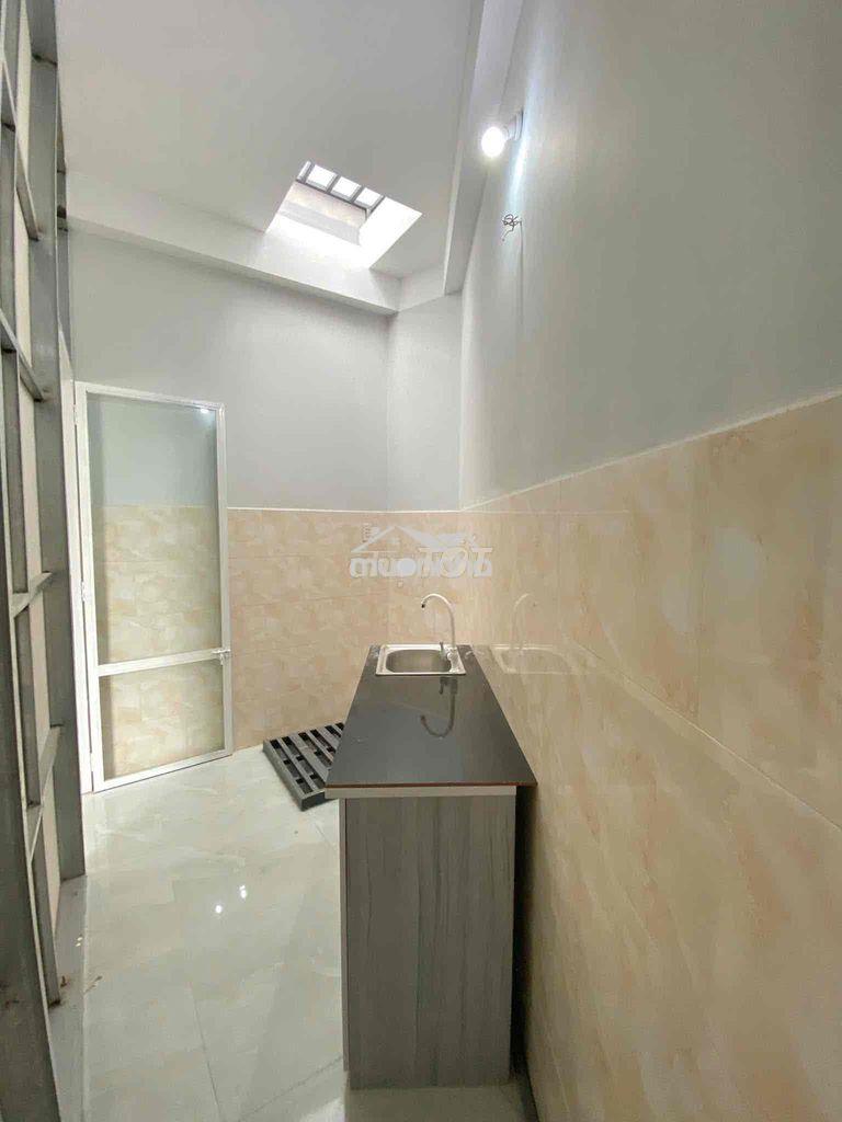 Cho thuê phòng gác rộng, tách bếp giá rẻ_ngay chợ tân hương - 4