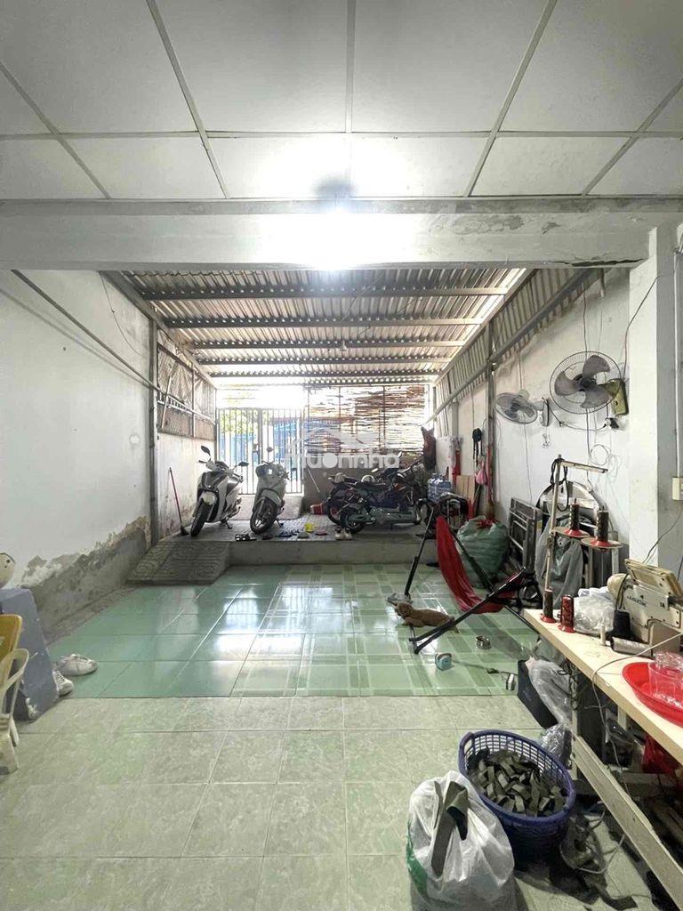 Gấp bán - mặt tiền hẻm lê văn khương, hơn 130m2, ngang 5.2m, nở hậu, - 2