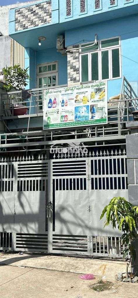 Mặt bằng kinh doanh chợ phú an 2 tầng 200m2