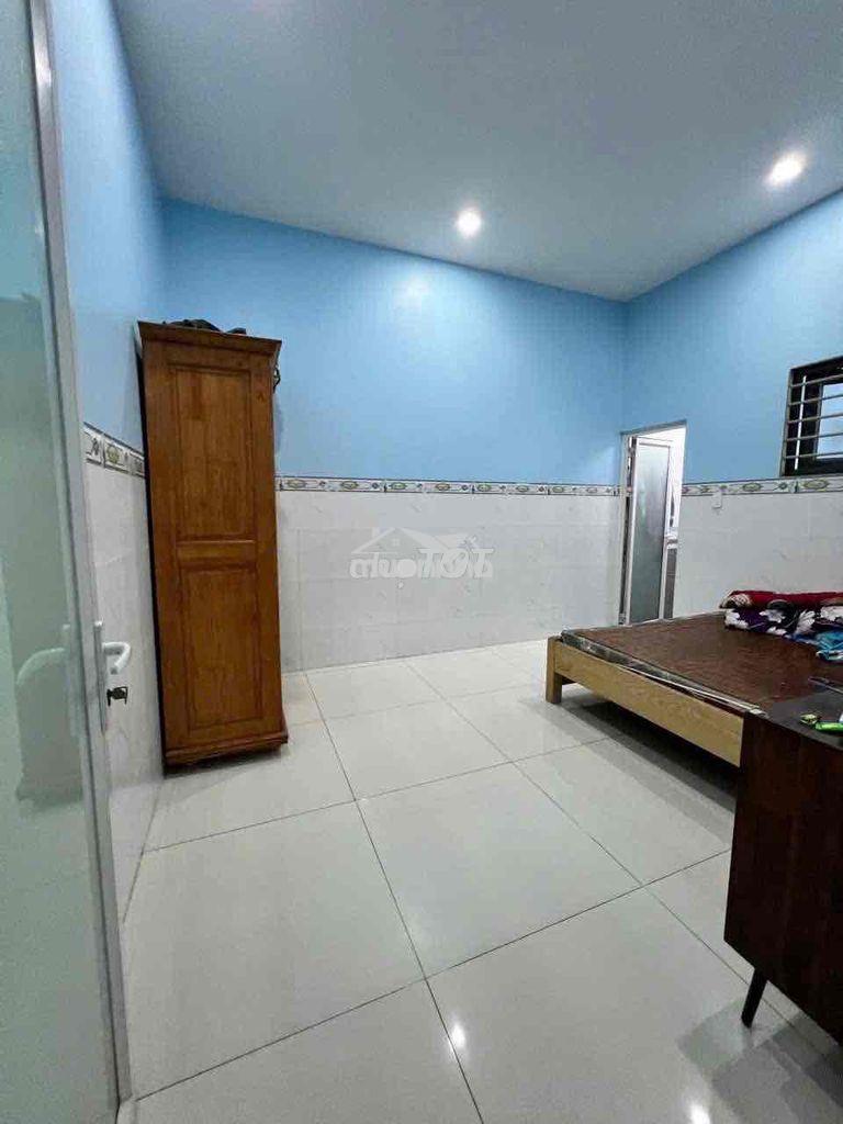 Nhà gần trường tiểu học phú tân 1 trệt 1 lầu 4pn ,3wc - 3