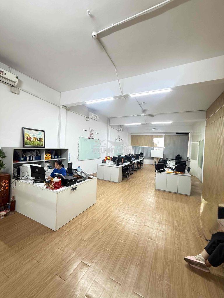 ➢Cho thuê 200m2 sàn văn phòng + kho q10 ➢ dt: 10x20 trống suốt