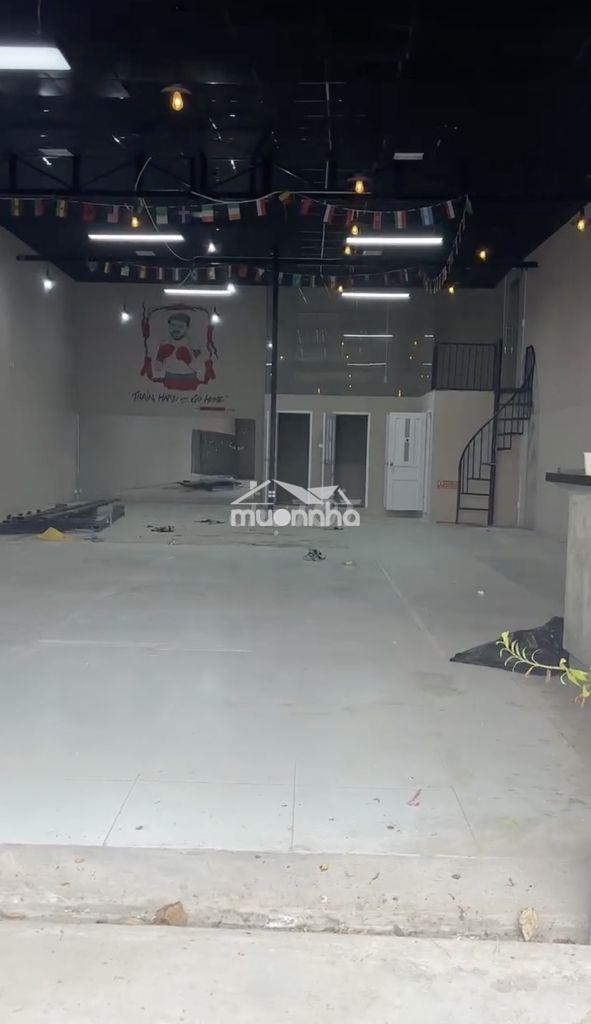 Cho thuê mặt bằng kho 200m2 gần cầu sài gòn - 2