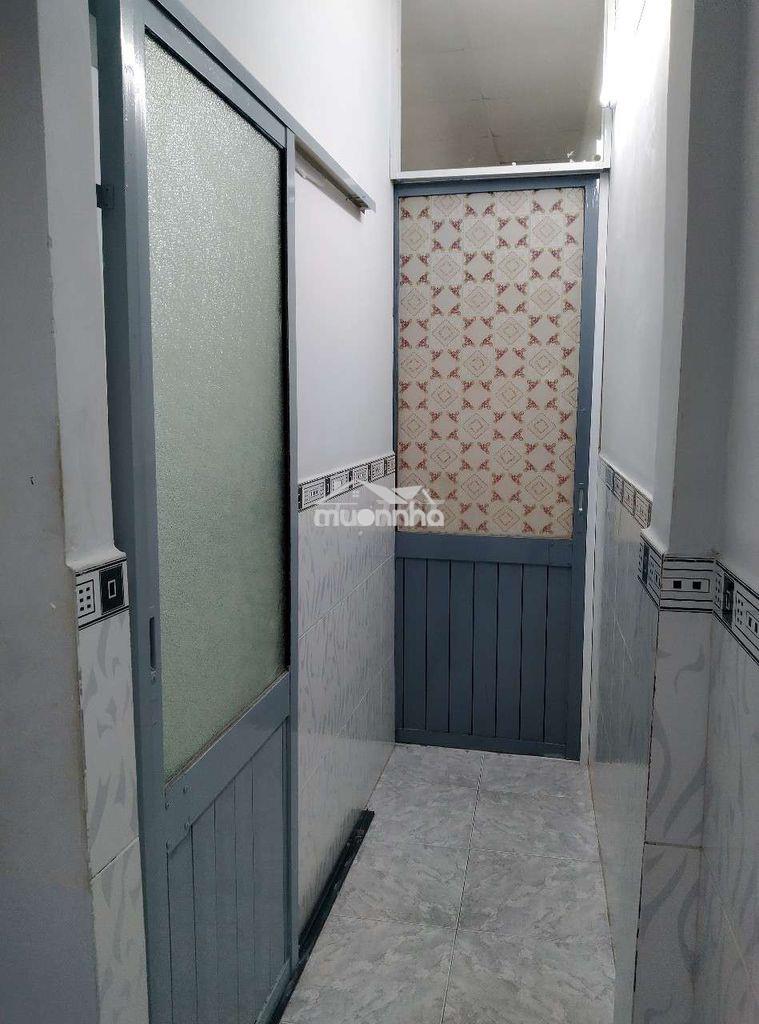 Nhà 1 trệt 1 lầu - 4