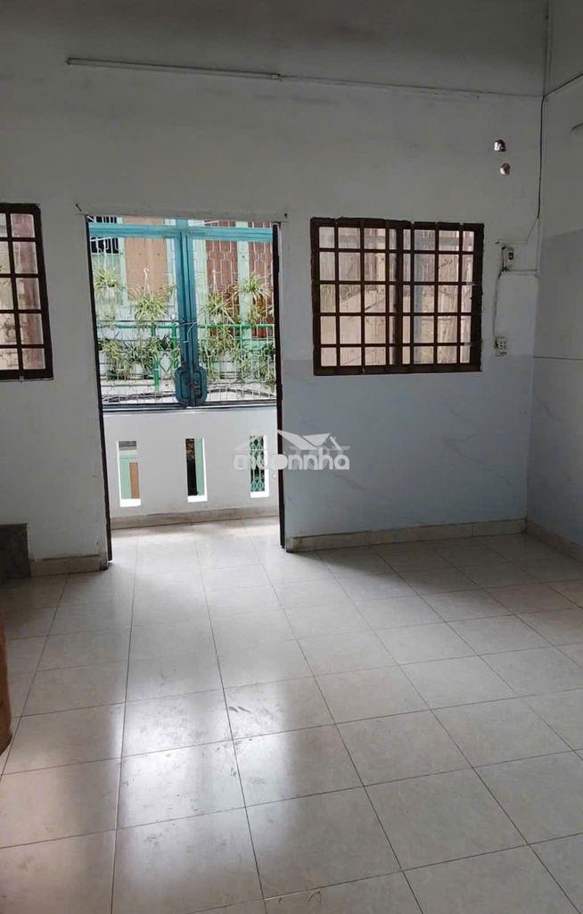 💎🆘Nhà đường trần phú, dt 5m x 18m, nhà sơn mới, khu dân trí.