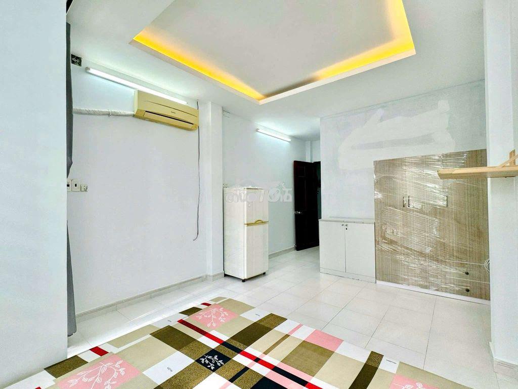 Chỉ 4tr5 có phòng ban công gần cầu nguyễn văn cừ tiện ra q5 - 2