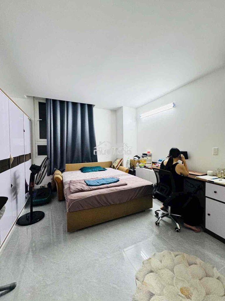 Chung cư hà đô nguyễn văn công gò vấp 80m2