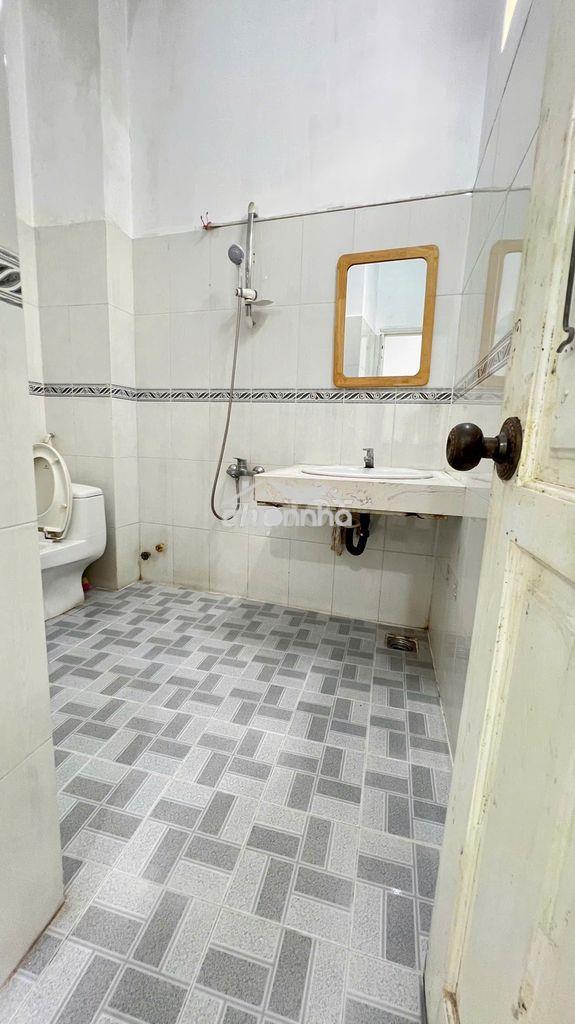 Chính chủ cho thuê phòng thoáng đầy đủ nội thất, gần chợ hiệp thành - 2
