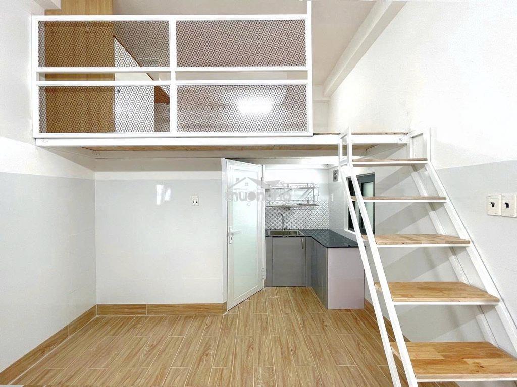 Phòng gác cao cuối lý thánh tông gần vhu, huflit, đầm sen. giá 3x - 2