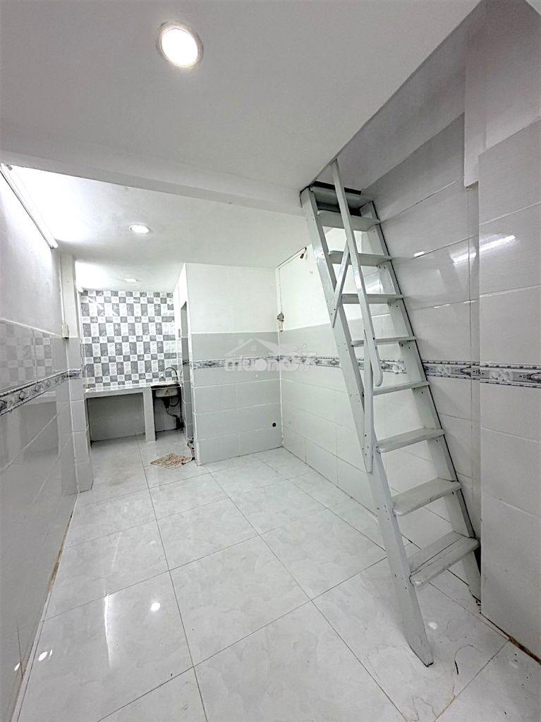 Bến vân đồn p5 q4–gần mặt tiền–17m2– 2 tầng– nở hậu đẹp– chỉ 1 tỷ55 tl - 4