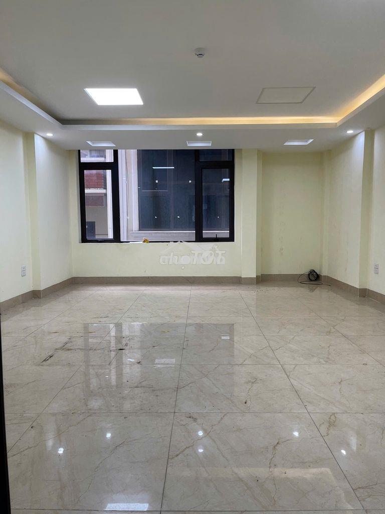 Cho thuê văn phòng 40m2 mặt phố quan hoa - 2
