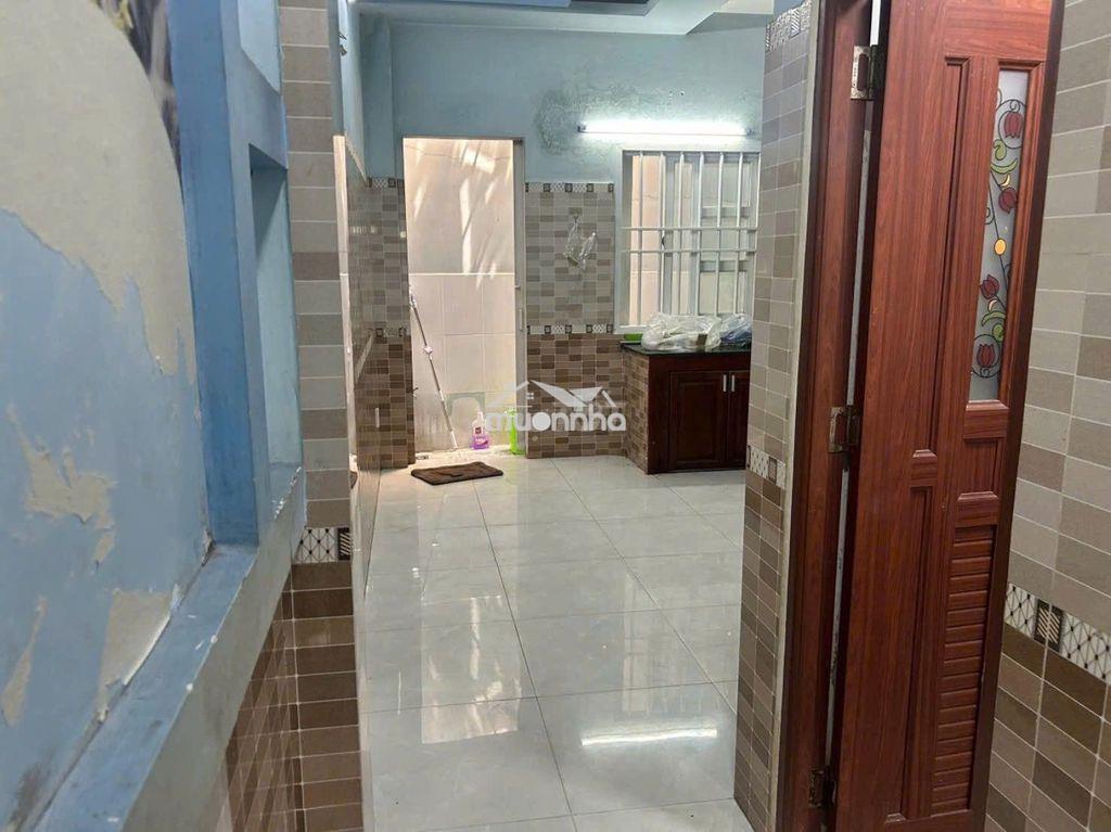 Cho thuê nhà đẹp 3 lầu hẻm rộng 6m lâm thị hố phường tch quận 12 - 4