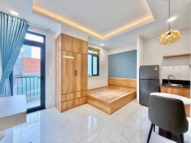 Studio ban công, thang máy, hầm xe, mgr gần đại học văn lang, học viện cán bộ, ngã tư hàng xanh, quận bình thạnh