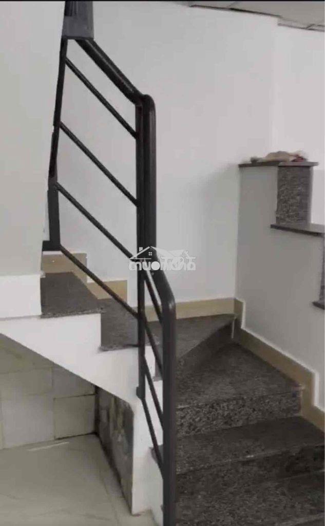 Tiền ít thịt nhiều - 51m2 - ô tô đến nhà - 3 ngủ - gần emart 2 - Ảnh 4